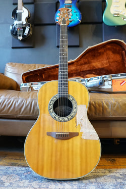 Pre-Owned Ovation 1111-4 Balladeer Acoustic Guitar w/ Original Hard Case 